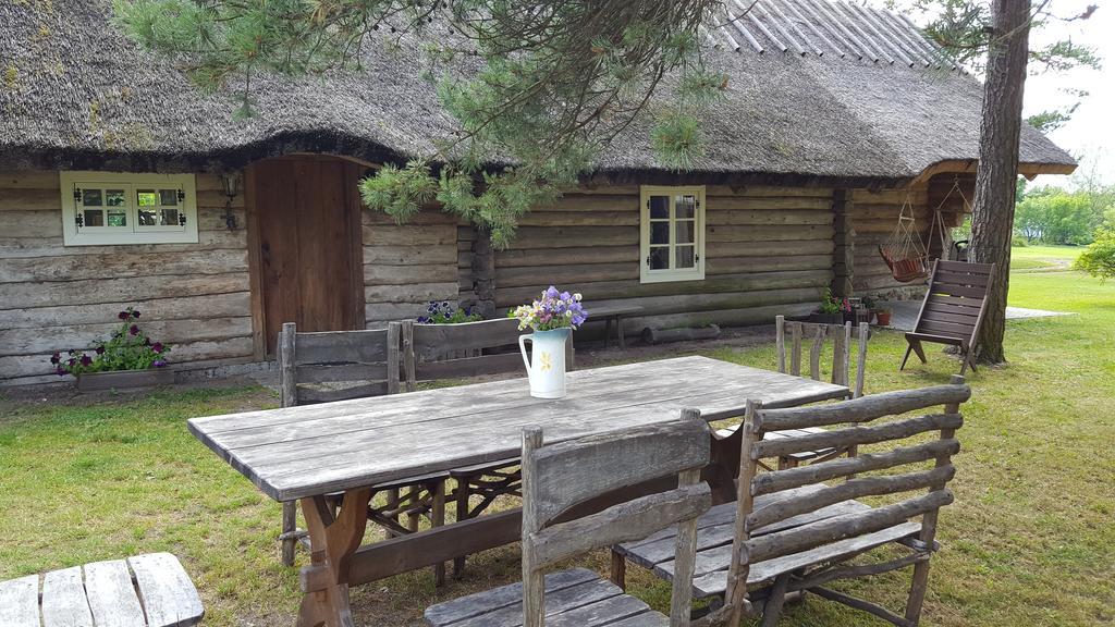 Maenni Summerhouse Kassari Екстериор снимка